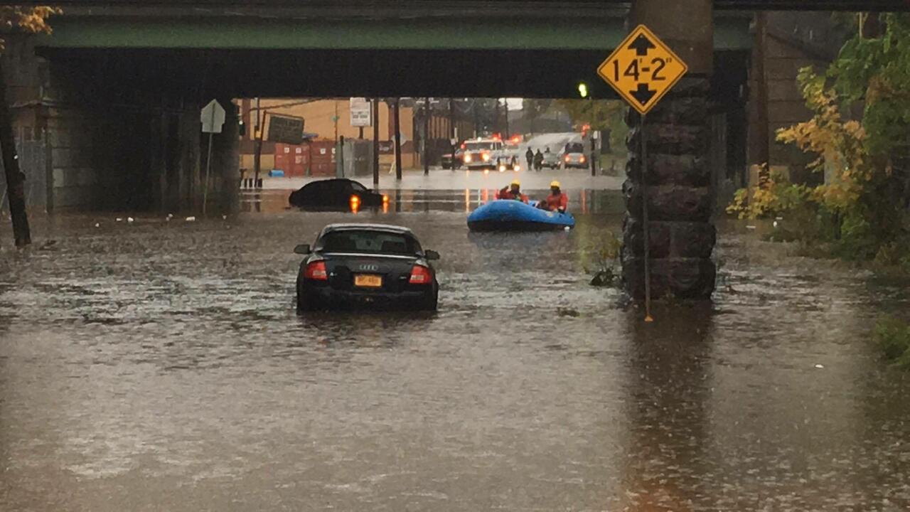 Several Streets Flooded In Newark | Rlsmedia.com